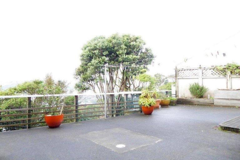 Photo of property in 92 Seatoun Heights Road, Seatoun, Wellington, 6022