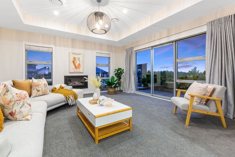 Photo of property in 49 Waitaria Terrace, Aotea, Porirua, 5024