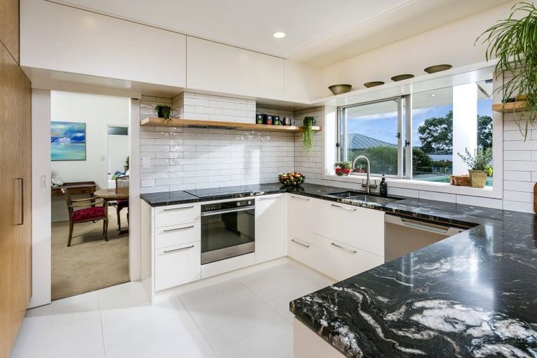 Photo of property in 21 Lake View Road, Takapuna, Auckland, 0622
