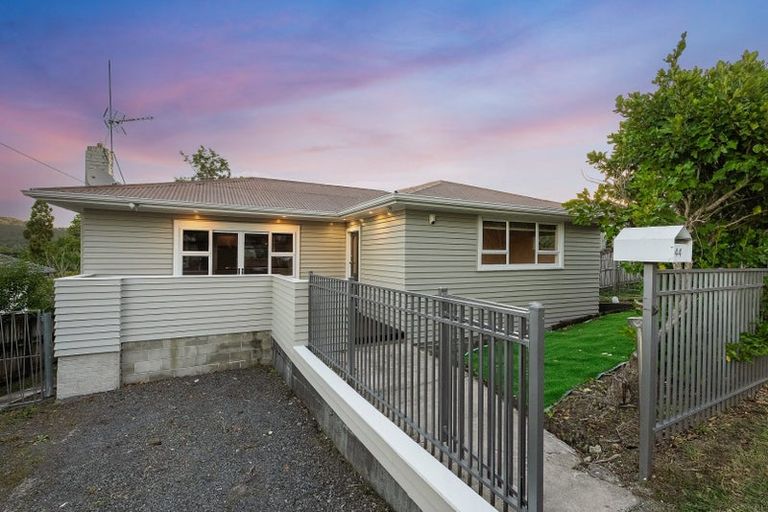 Photo of property in 44 Glengarry Road, Glen Eden, Auckland, 0602