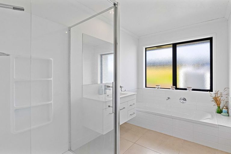 Photo of property in 6a Lambrusco Street, Te Kauwhata, 3710