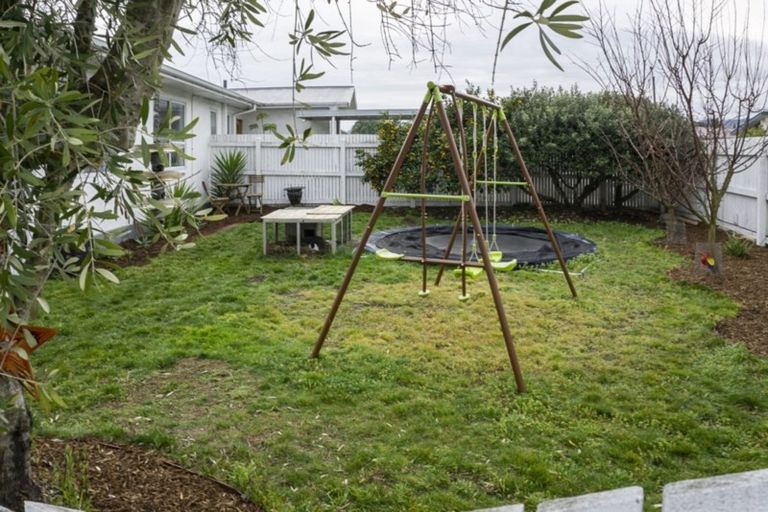 Photo of property in 1/9 Cobham Crescent, Stoke, Nelson, 7011