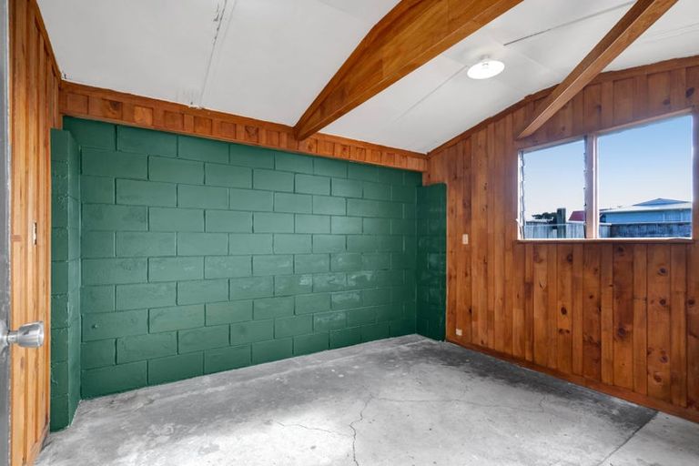 Photo of property in 224 Parklands Avenue, Bell Block, New Plymouth, 4312