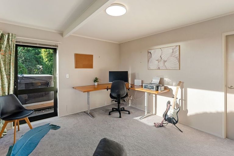 Photo of property in 53d Kotare Street, Waikanae, 5036