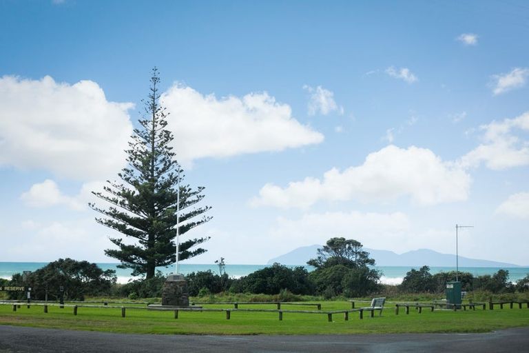 Photo of property in 23 Brighton Road, Waihi Beach, 3611