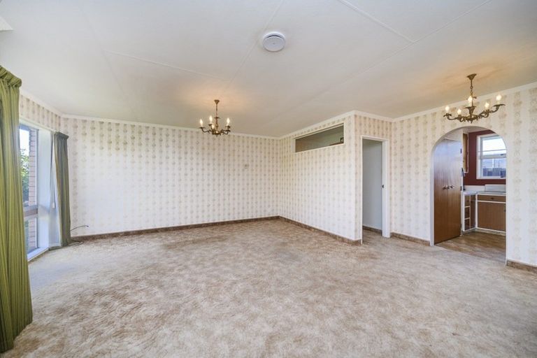 Photo of property in 11 Drury Street, Cloverlea, Palmerston North, 4412