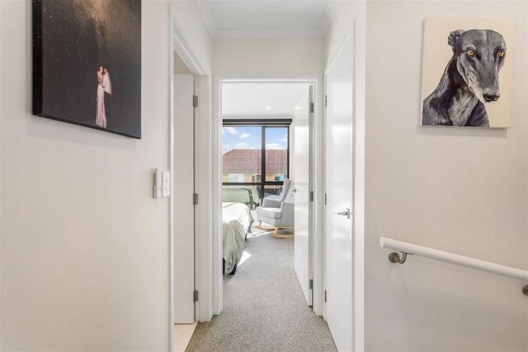 Photo of property in 18 Patariki Way, Beach Haven, Auckland, 0626