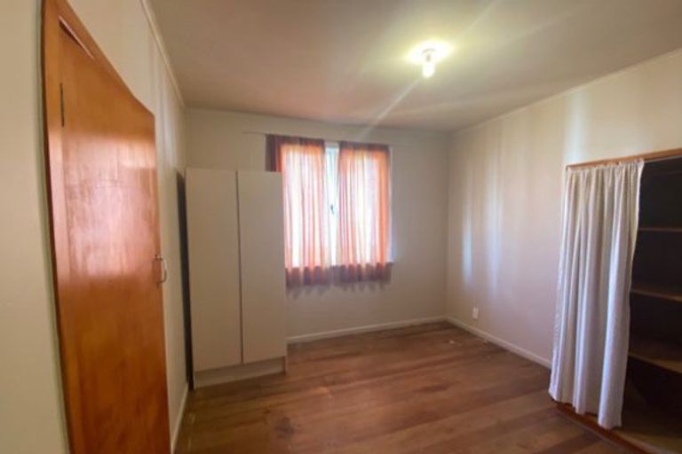 Photo of property in 67 Wharf Road, Te Atatu Peninsula, Auckland, 0610