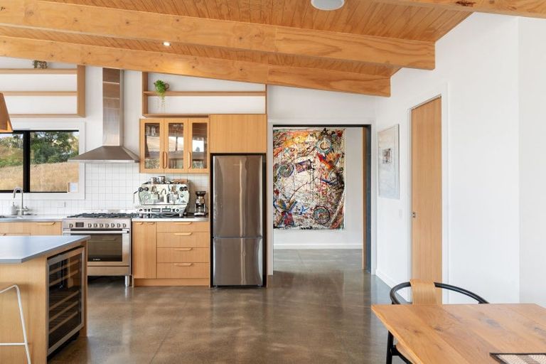 Photo of property in 360a Longbush Road, Hinakura, Masterton, 5884