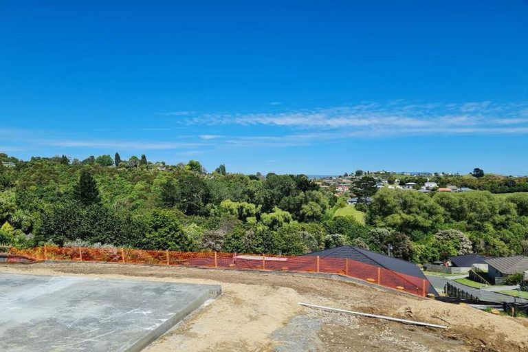 Photo of property in 6 Greenvale Place, Welcome Bay, Tauranga, 3112