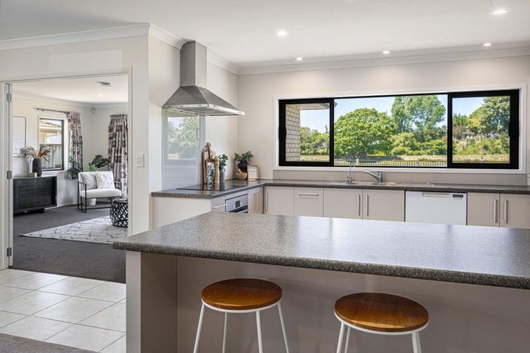 Photo of property in 17 Uretara Drive, Katikati, 3129