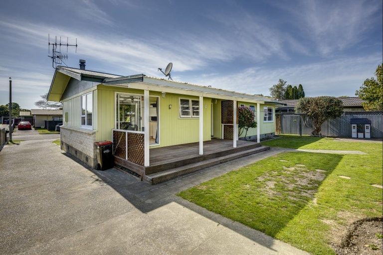 Photo of property in 52 Wynyard Crescent, Tamatea, Napier, 4112