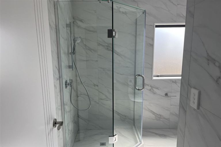 Photo of property in 13 Kaha Road, Takanini, 2110