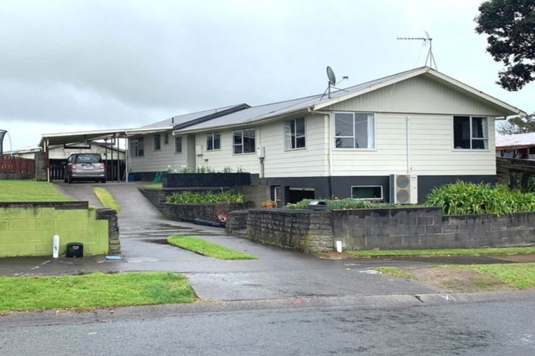 Photo of property in 33 Ihaia Street, Waitara, 4320