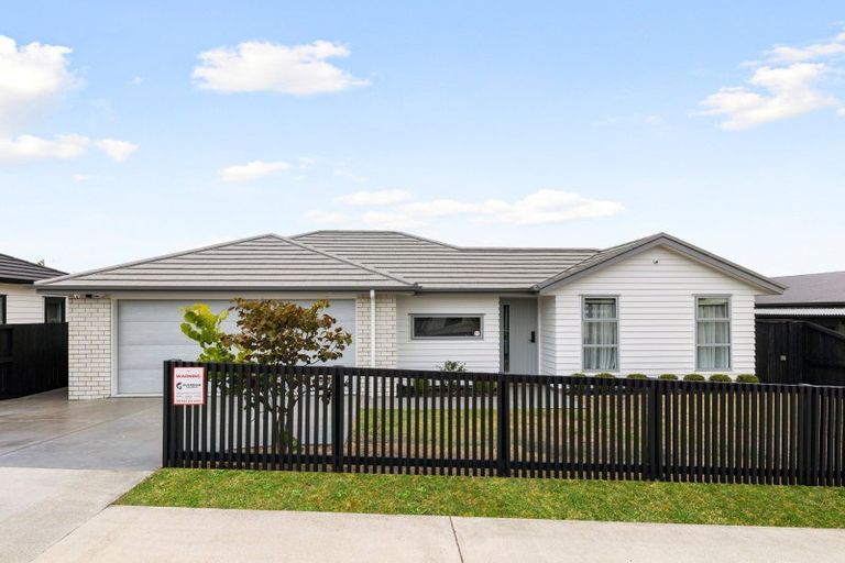 Photo of property in 7 Maanihi Drive, Rototuna North, Hamilton, 3210