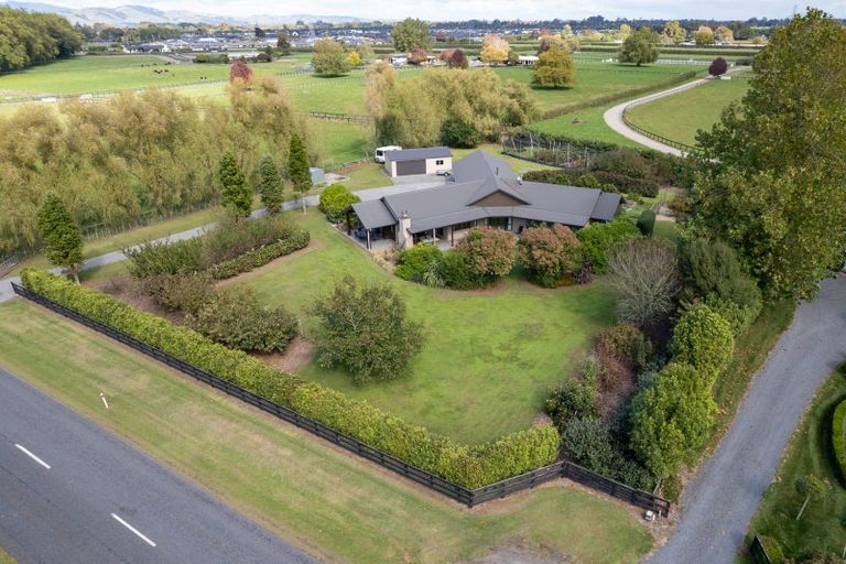 Photo of property in 233 Fencourt Road, Cambridge, 3493