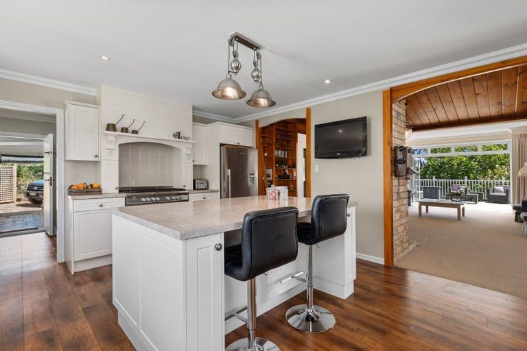 Photo of property in 47 Waikite Road, Welcome Bay, Tauranga, 3112