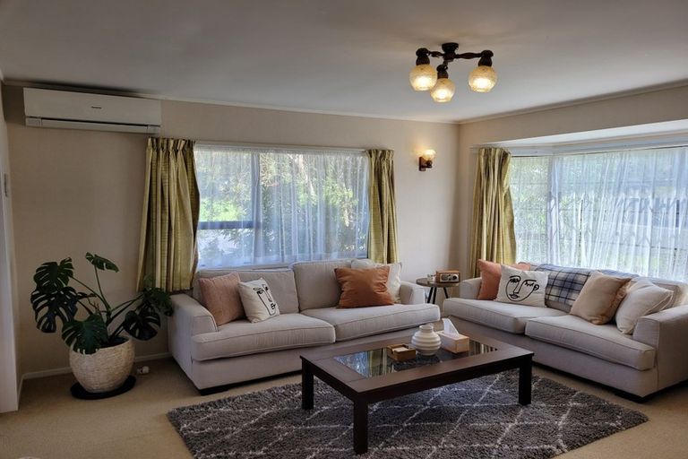 Photo of property in 1/1 White Heron Drive, Massey, Auckland, 0614