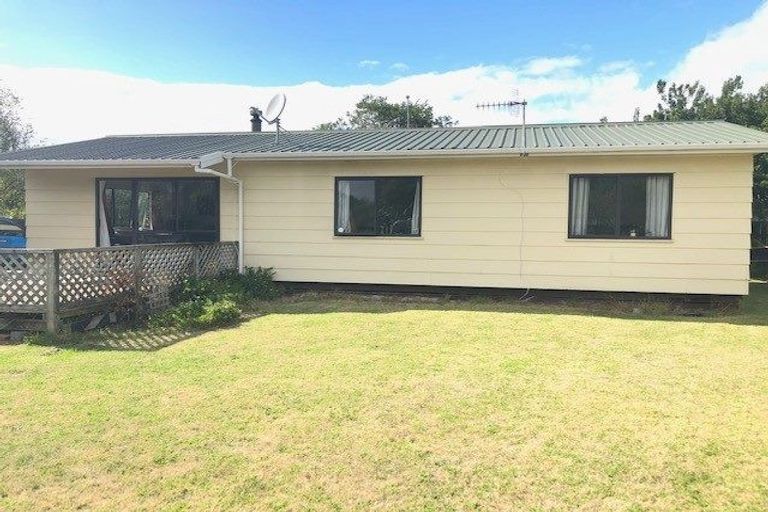Photo of property in 15 Spackman Crescent, Paraparaumu, 5032