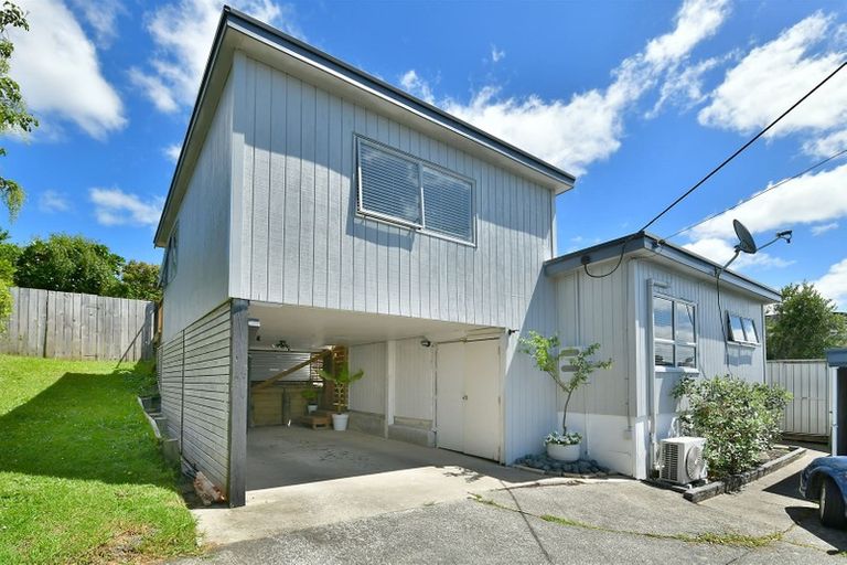 Photo of property in 52b Bay Street, Red Beach, 0932