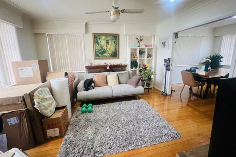 Photo of property in 1/172 Forrest Hill Road, Forrest Hill, Auckland, 0620