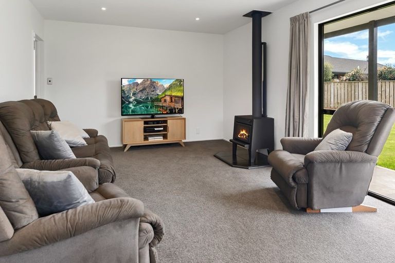 Photo of property in 17a Martin Avenue, Wakefield, 7025