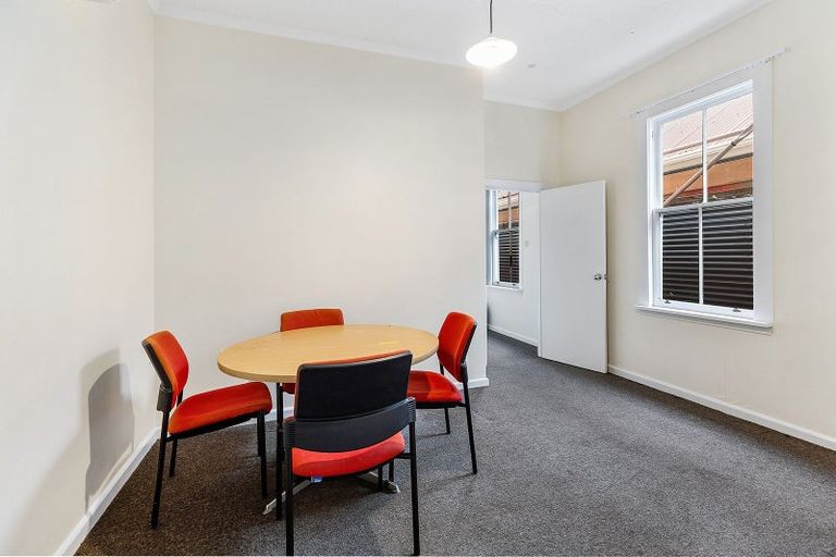 Photo of property in 205 Aro Street, Aro Valley, Wellington, 6021