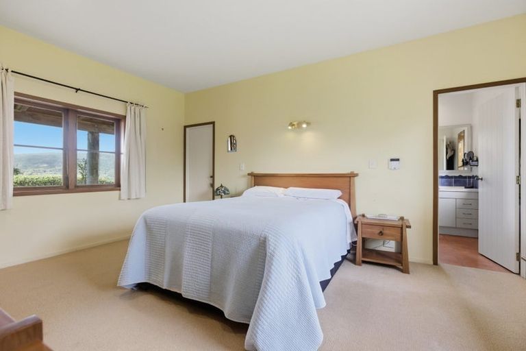 Photo of property in 1a Ngapeke Road, Welcome Bay, Tauranga, 3175