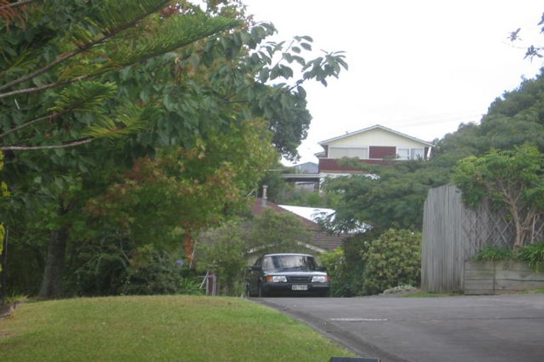 Photo of property in 18 Tableau Place, Totara Vale, Auckland, 0629