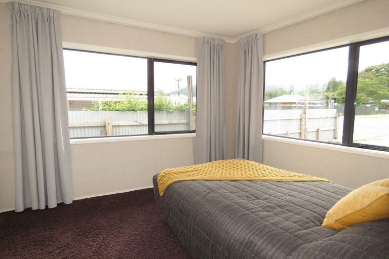 Photo of property in 72 Crampton Road, Reefton, 7830