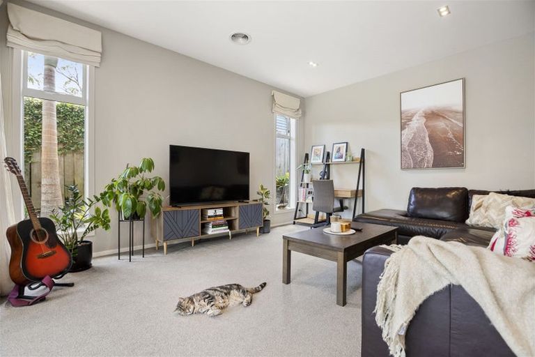 Photo of property in 26 Roseberry Avenue, Birkenhead, Auckland, 0626