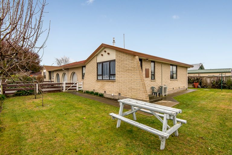 Photo of property in 56a King Street, Rangiora, 7400