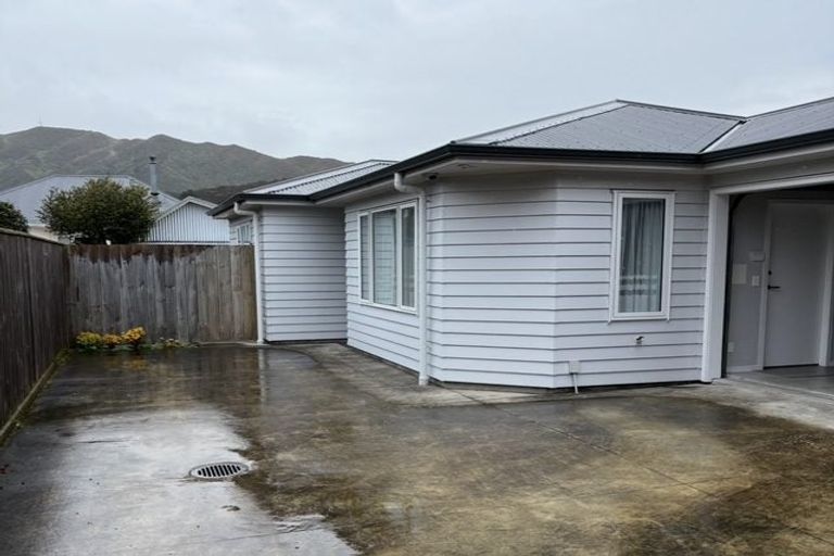 Photo of property in 96a Naenae Road, Naenae, Lower Hutt, 5011