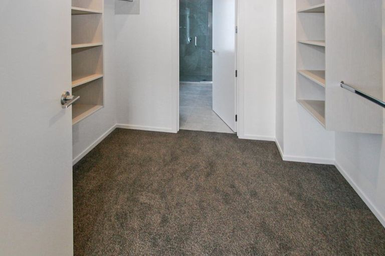 Photo of property in 1 Moki Place, Long Bay, Auckland, 0630