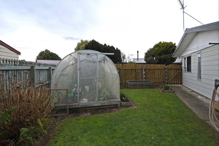 Photo of property in 96 Dunbeath Crescent, Kew, Invercargill, 9812