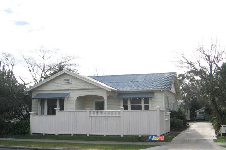 Photo of property in 102a Duchess Crescent, Mayfair, Hastings, 4122