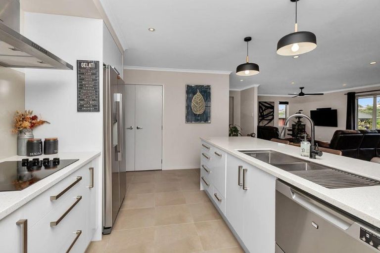 Photo of property in 7 Pukeko Street, Ruakaka, 0116