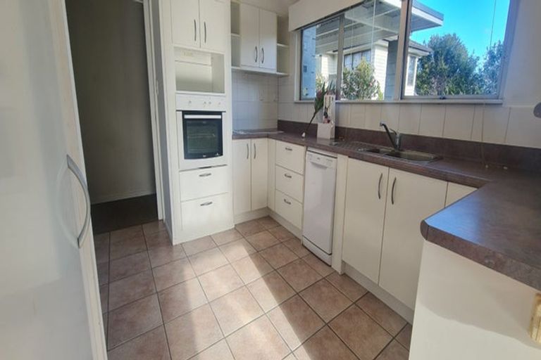 Photo of property in 5 Stredwick Drive, Torbay, Auckland, 0630