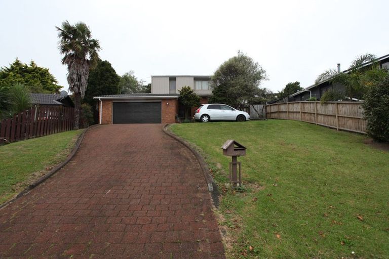 Photo of property in 11 Palmyra Way, Half Moon Bay, Auckland, 2012