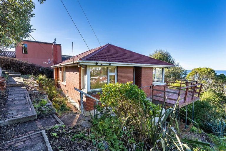 Photo of property in 21 Seaview Terrace, Kew, Dunedin, 9012