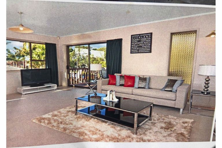 Photo of property in 1/71 Kowhai Road, Mairangi Bay, Auckland, 0630