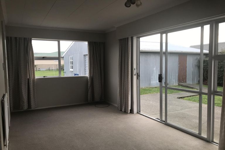 Photo of property in 76 Shearman Street, Waimate, 7924