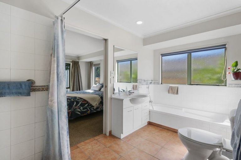 Photo of property in 3 Peregrine Place, Welcome Bay, Tauranga, 3112