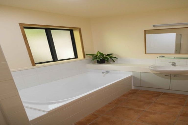 Photo of property in 84 Volga Street, Island Bay, Wellington, 6023