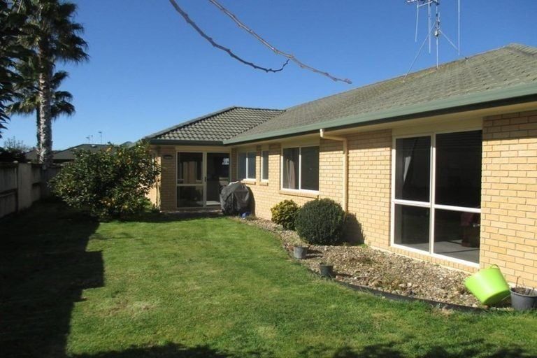 Photo of property in 3 Cairns Crescent, Rototuna, Hamilton, 3210