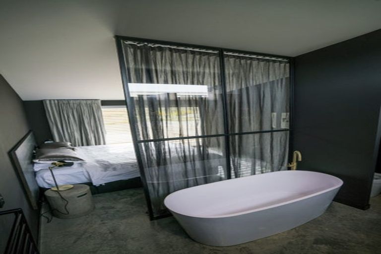 Photo of property in 11 Advance Terrace, Arrowtown, 9302