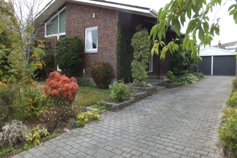 Photo of property in 9 Rutherglen Avenue, Ilam, Christchurch, 8041