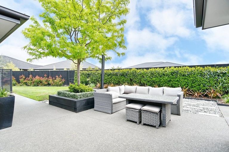 Photo of property in 28 Wootton Place, Kaiapoi, 7630