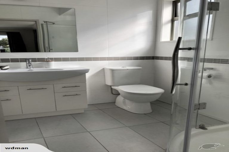 Photo of property in 2 Sophies Way, Papamoa Beach, Papamoa, 3118