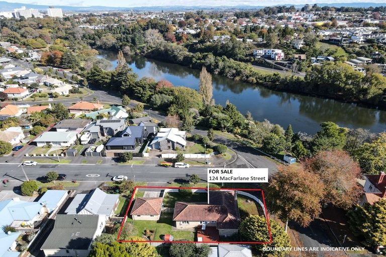 Photo of property in 124 Macfarlane Street, Hamilton East, Hamilton, 3216